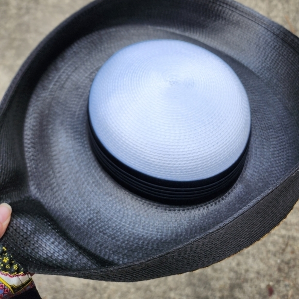 Vintage Italian Wide Brim Straw Hat Black Gold Trim Statement Sun Hat - Picture 9 of 16